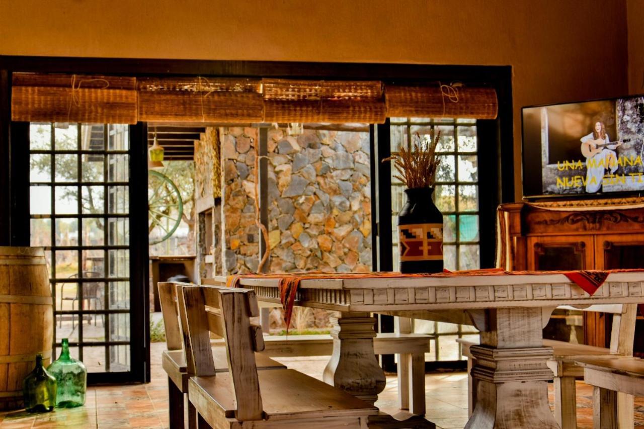 Casa Distinta Villa เมนโดซา ภายนอก รูปภาพ