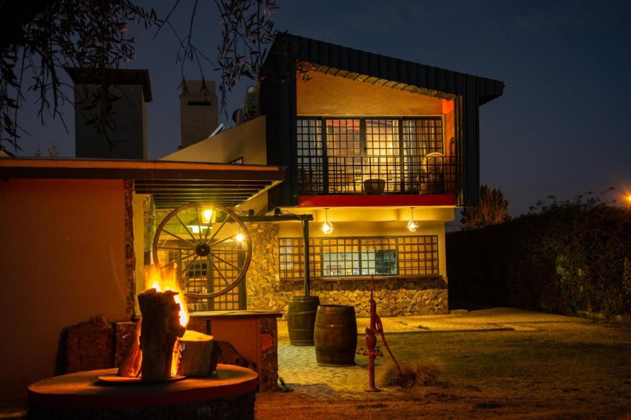 Casa Distinta Villa เมนโดซา ภายนอก รูปภาพ